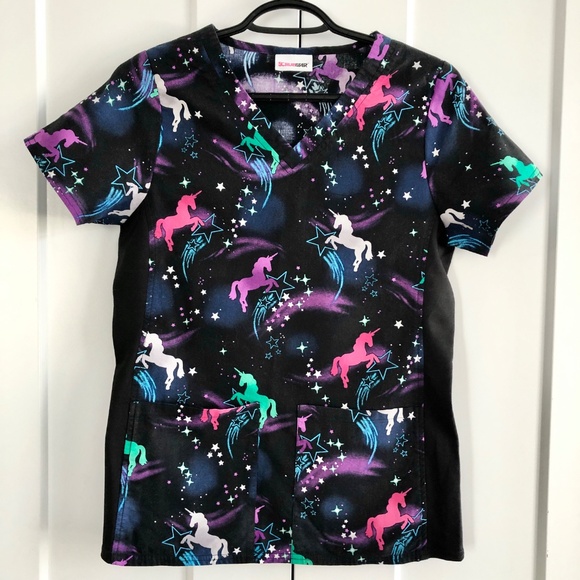 Scrub Star, Womens Scrub Tops, Set of 2, Unicorns & Bear Pattern, Both Sized XS - Picture 5 of 15